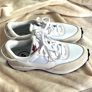 Nike Waffle Debut size 8.5
